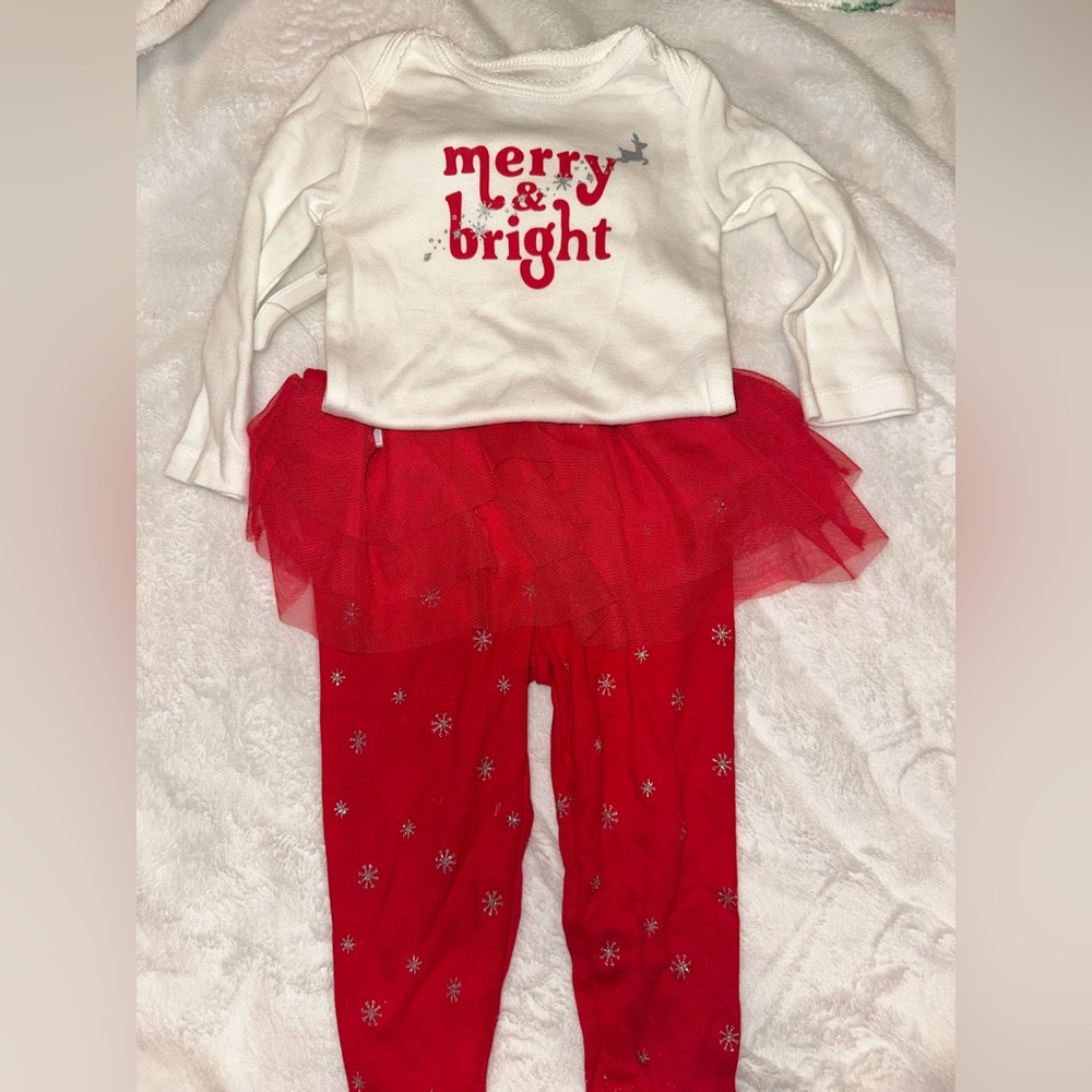NEW Carters Festive Red and White Baby Tutu Christmas Outfit Size 9m